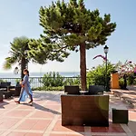 酒店 Rigat Park & 滨海略雷特