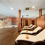 酒店 Rigat Park & 5*