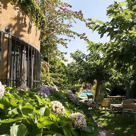 Rigat Park & Λορέτ Ντε Μαρ