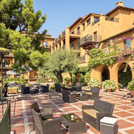 Rigat Park & Ξενοδοχείο