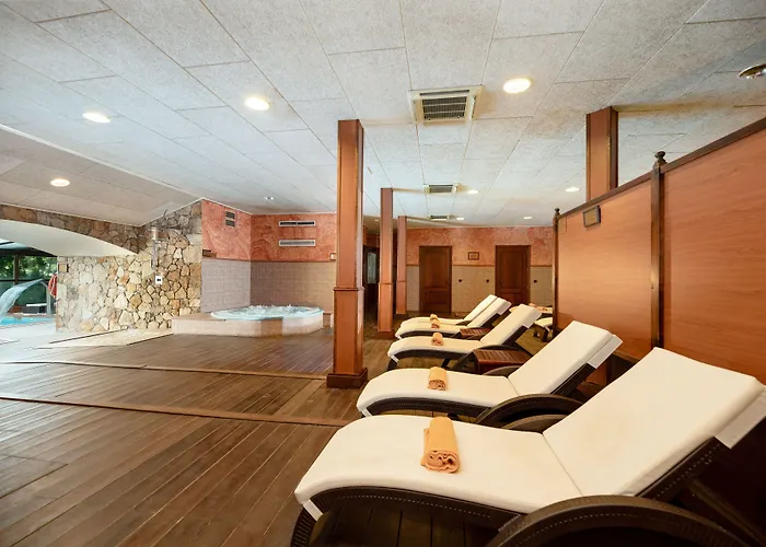 Hotel Rigat Park & 5*